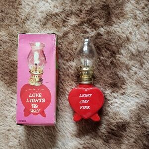 Heart-Shaped Red Mini Oil Lamp